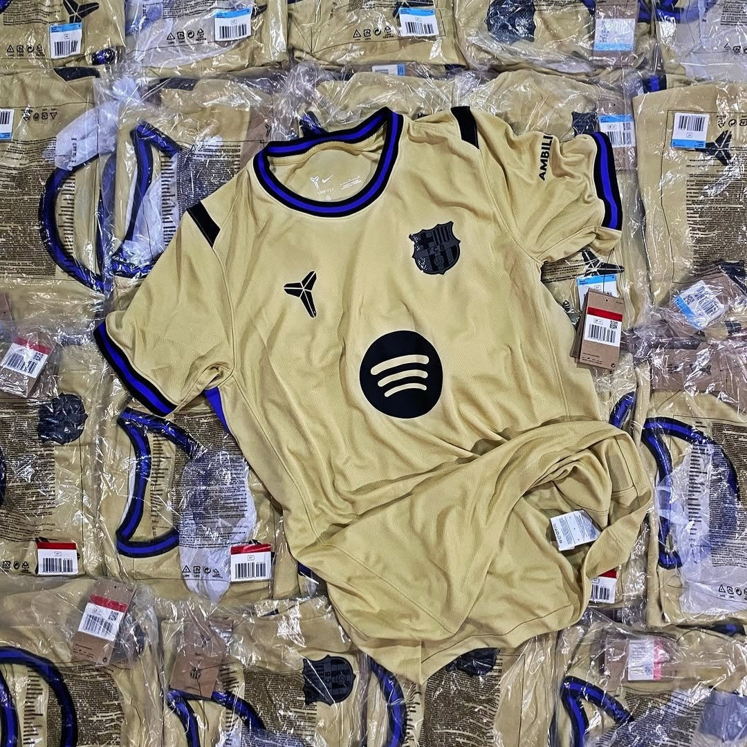 BARCELONA II MAMBA EDICIÓN 25/26 HOMBRE