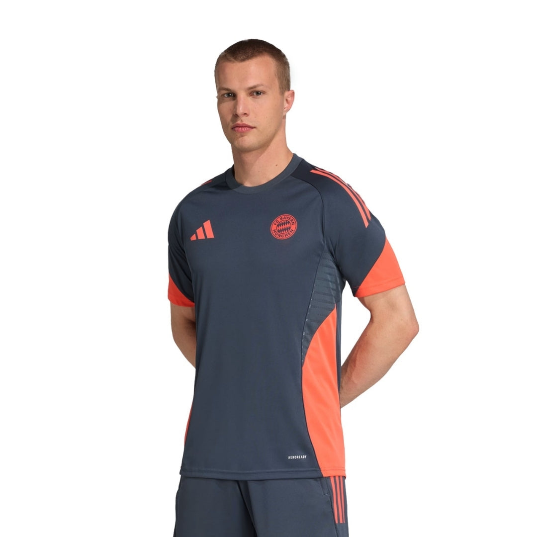 BAYERN MUNICH II ENTRENAMIENTO STAFF 25/26 HOMBRE