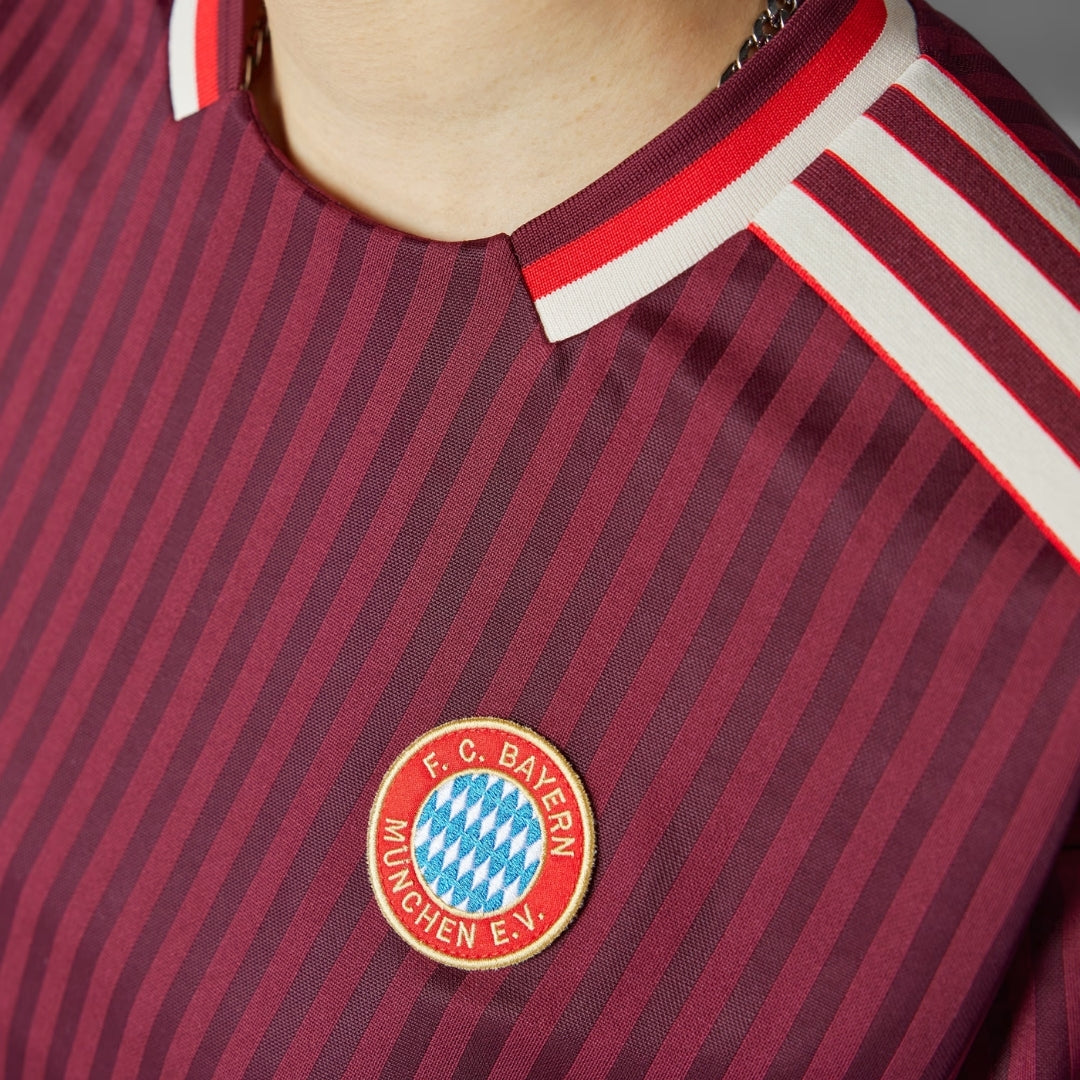 BAYERN MUNICH TERRACE ICONS 25/26 HOMBRE