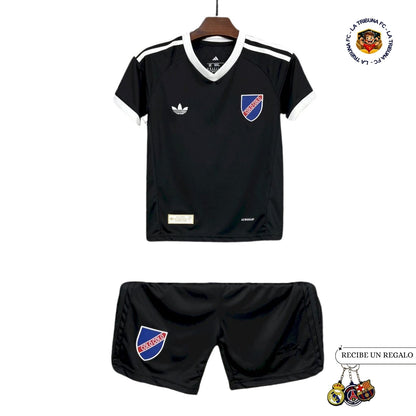 COLO COLO 100° AÑOS EDICIÓN ESPECIAL BLACK 25/26 CONJUNTO INFANTIL