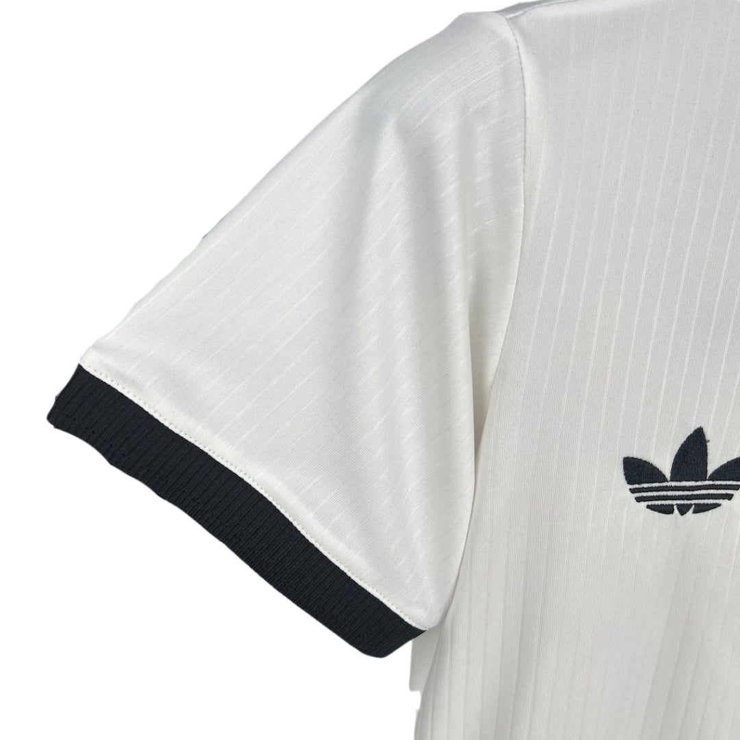 ALEMANIA EDICIÓN ESPECIAL 125° AÑOS 25/26 MUJER