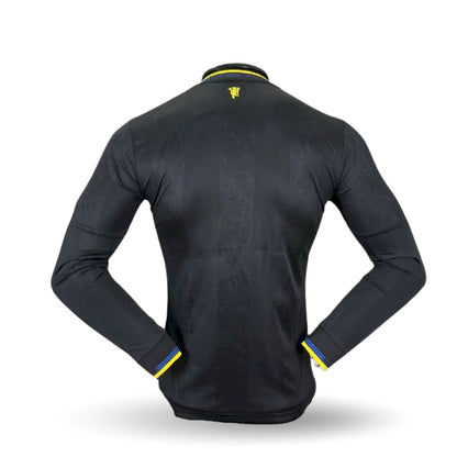 MANCHESTER UNITED III 25/26 VERSION JUGADOR (MANGA LARGA)